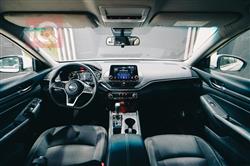 نيسان ألتيما